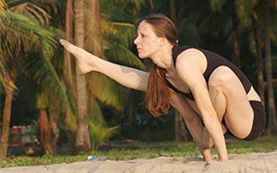 Caroline Klebl Yoga Step

